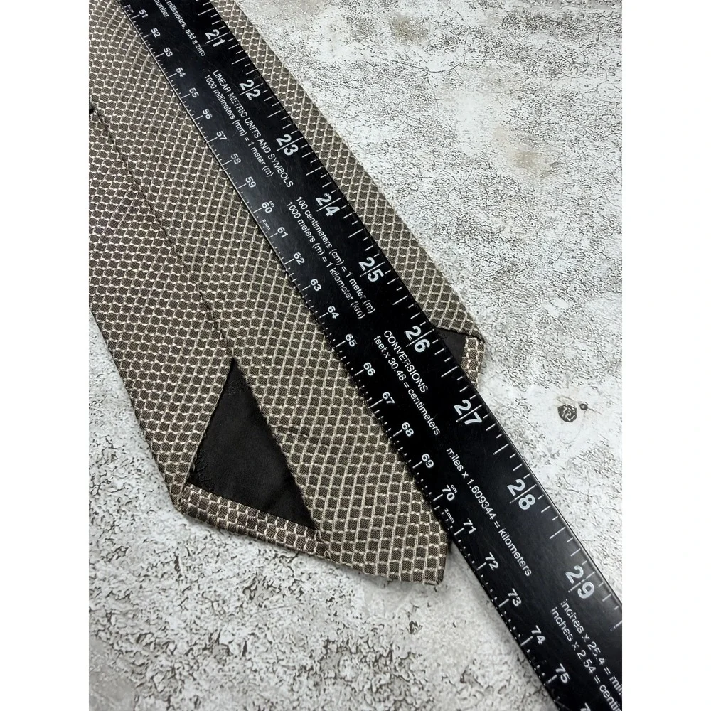 Banana Republic 100% Silk Pointed Necktie Mens One Size Brown Geometric Jacquard